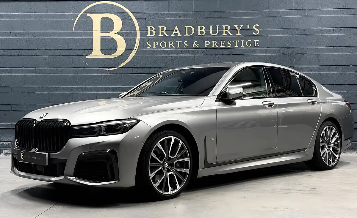 Used 2020 BMW 7 Series M Sport Grey - Interior and Exterior details 3