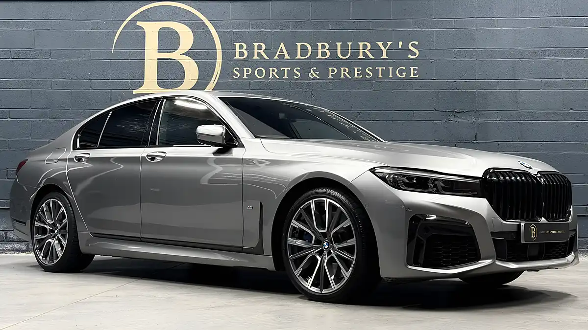 Used 2020 BMW 7 Series M Sport Grey - Interior and Exterior details 6