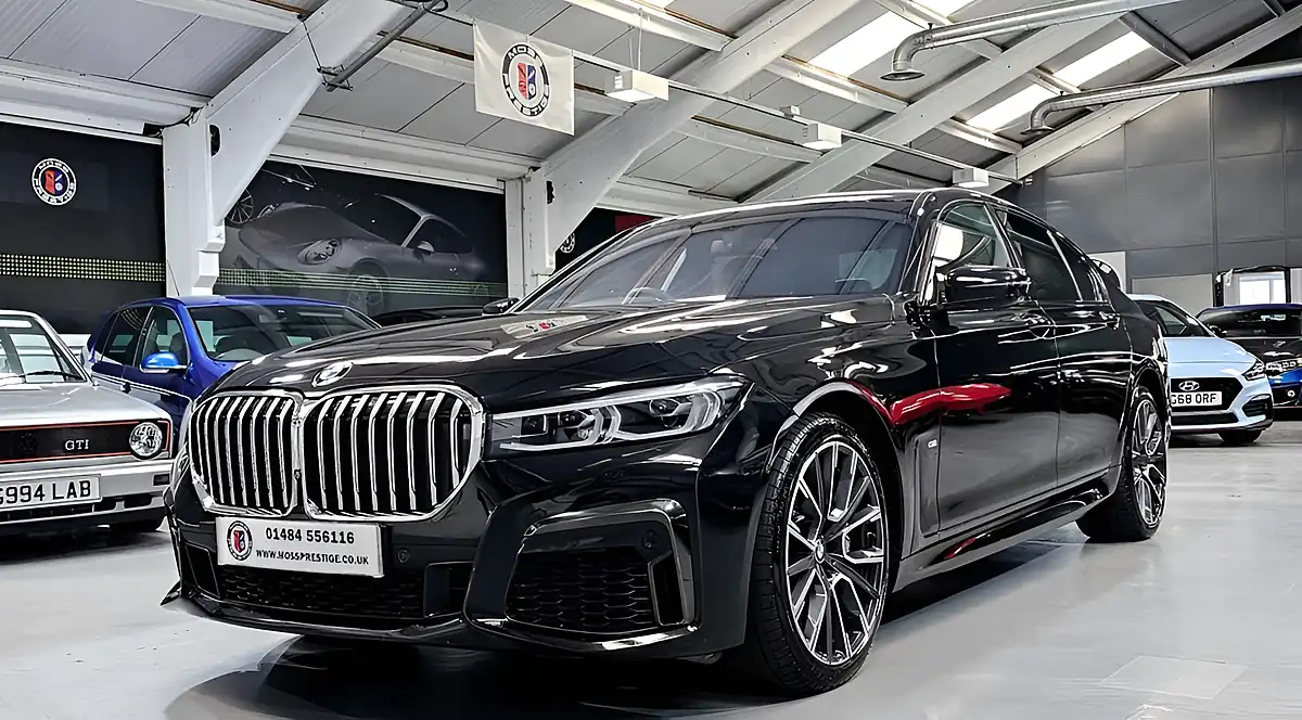 Used 2020 BMW 7 Series M Sport Plus Black - Interior and Exterior details 13