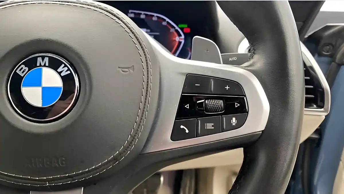 Used 2020 BMW 8 Series M Sport Barcelona Blue Metallic - Interior and Exterior details 19