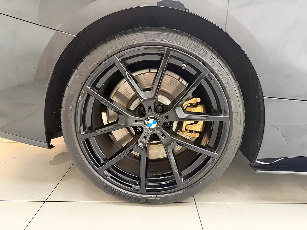 Used 2020 BMW 8 Series M Sport Black - Interior and Exterior details 14