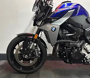Used 2020 BMW F 900 R Naked Blue - Interior and Exterior details 14