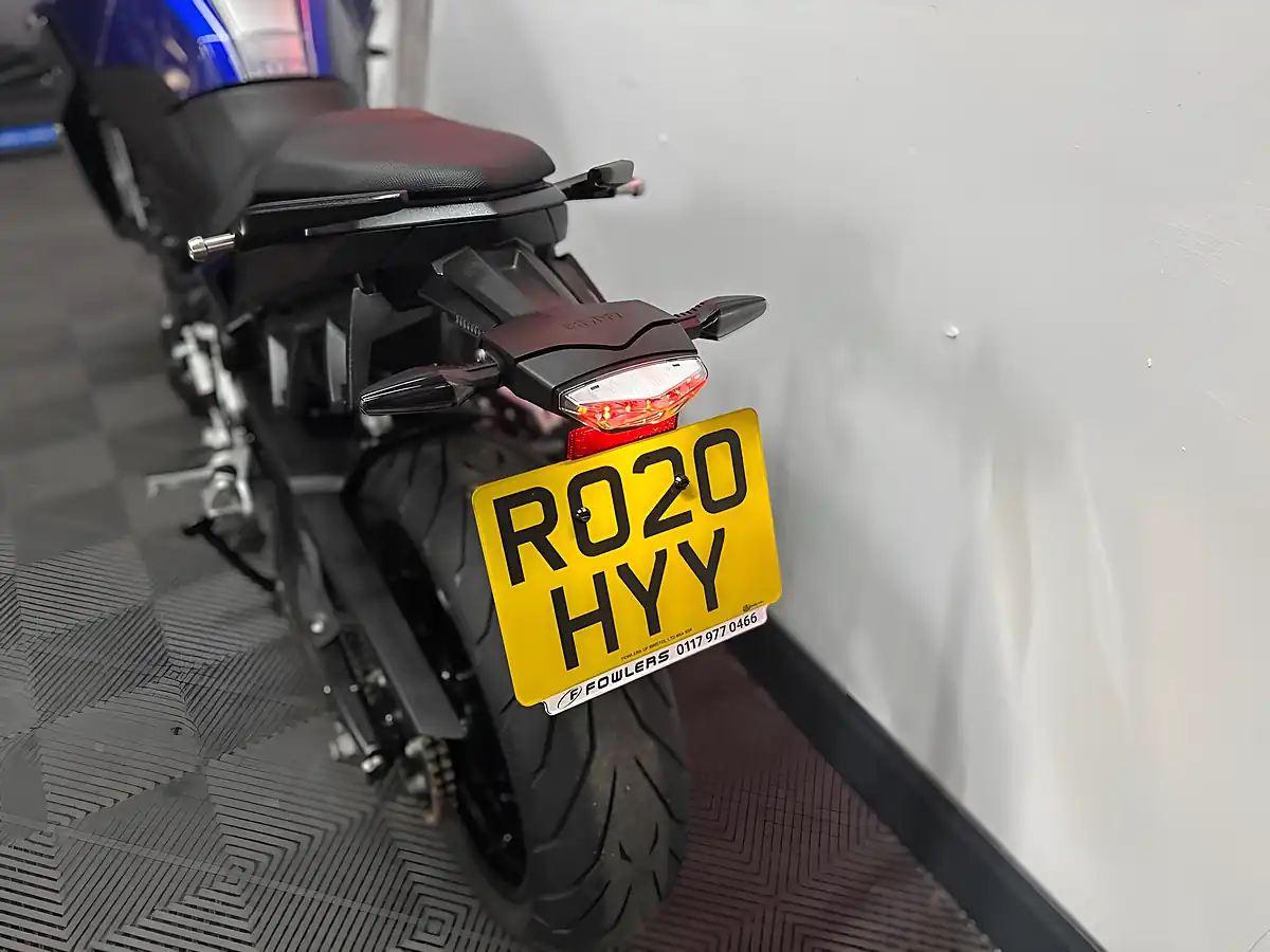 Used 2020 BMW F 900 R Naked Blue - Interior and Exterior details 20
