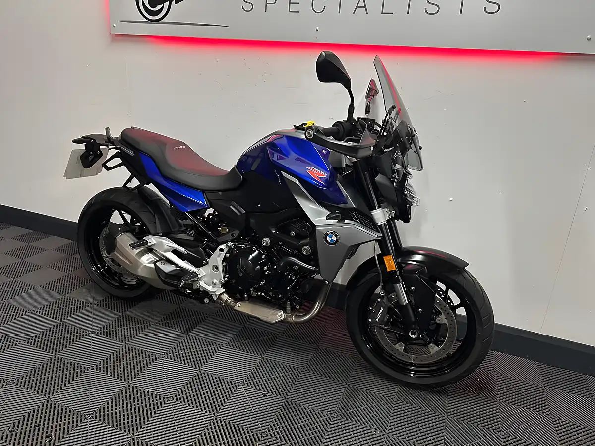 Used 2020 BMW F 900 R Naked Blue - Interior and Exterior details 6