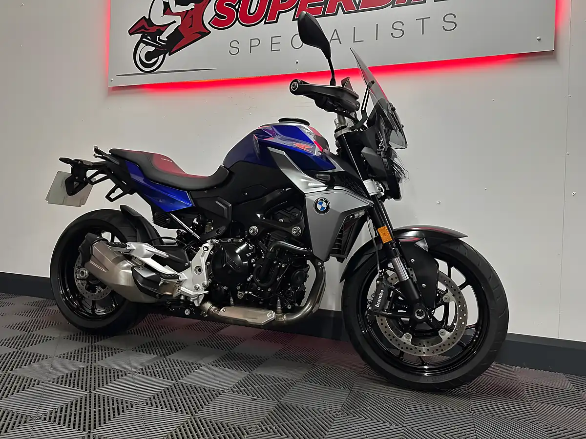 Used 2020 BMW F 900 R Naked Blue - Interior and Exterior details 7