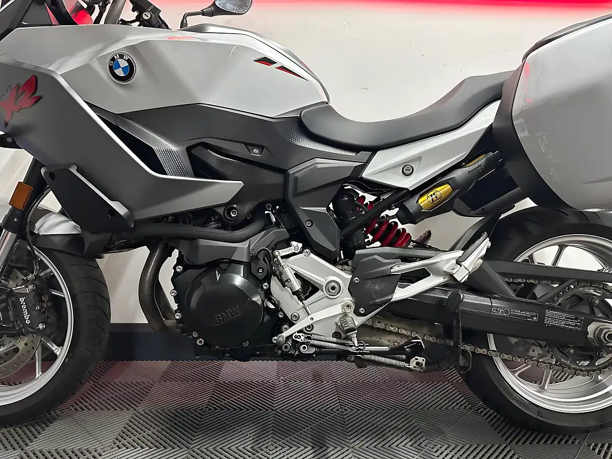 Used 2020 BMW F 900 Xr Te White - Interior and Exterior details 15