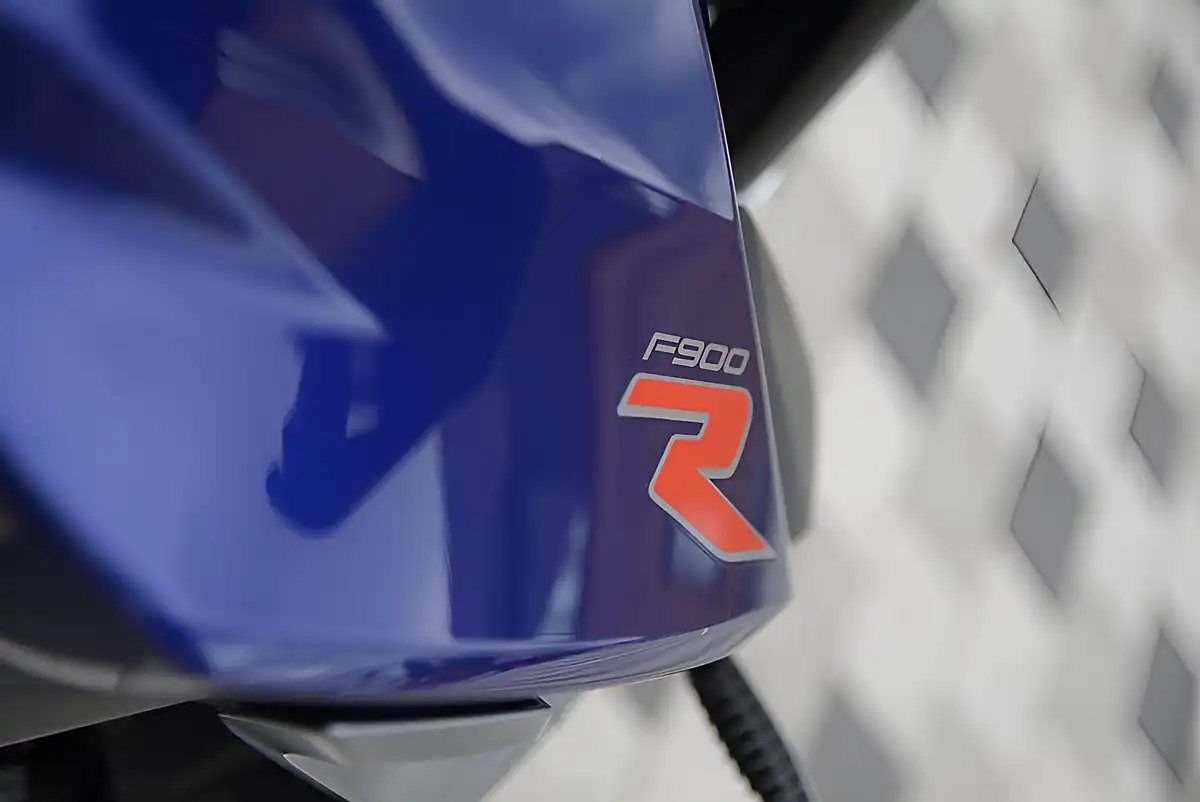 Used 2020 BMW F900R Blue - Interior and Exterior details 10