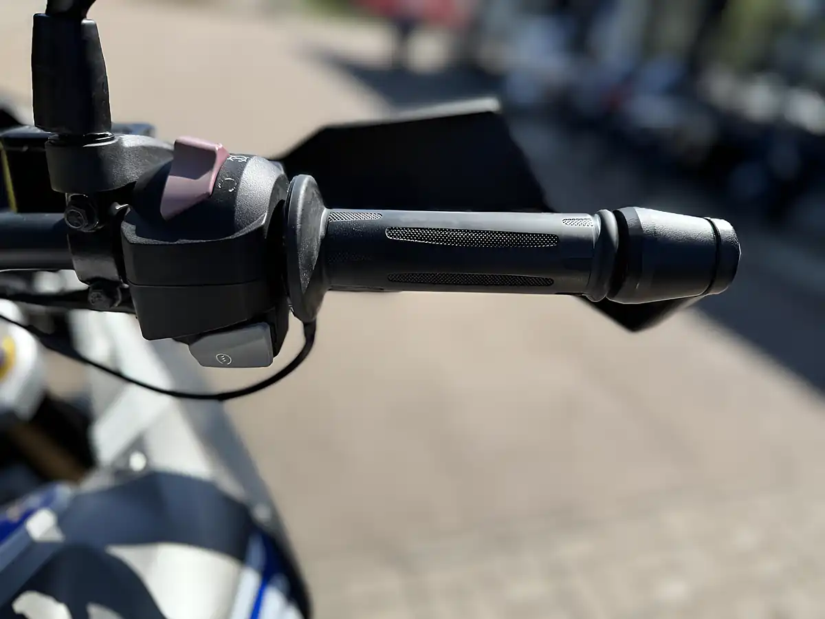 Used 2020 BMW G 310 Gs Multi-Coloured - Interior and Exterior details 14
