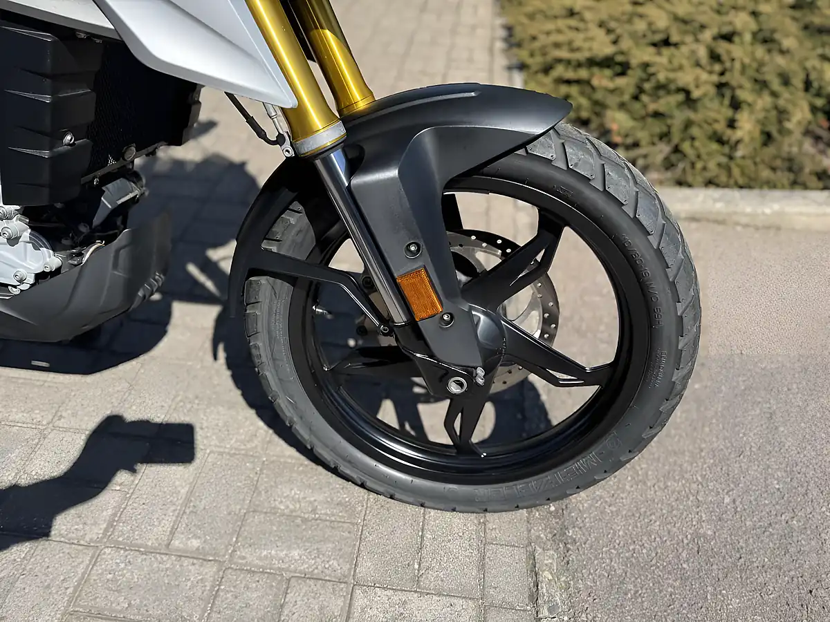 Used 2020 BMW G 310 Gs Multi-Coloured - Interior and Exterior details 18