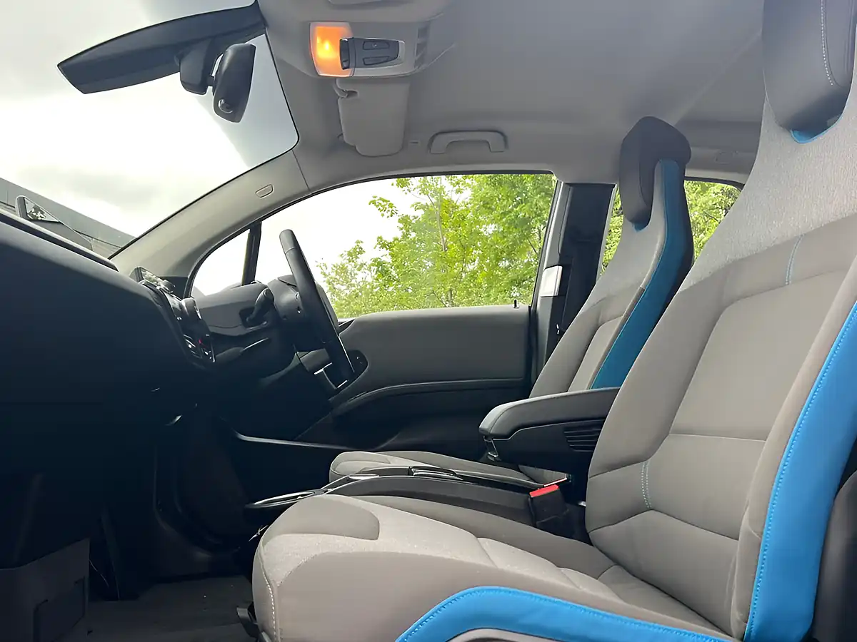 Used 2020 BMW I3 White - Interior and Exterior details 15