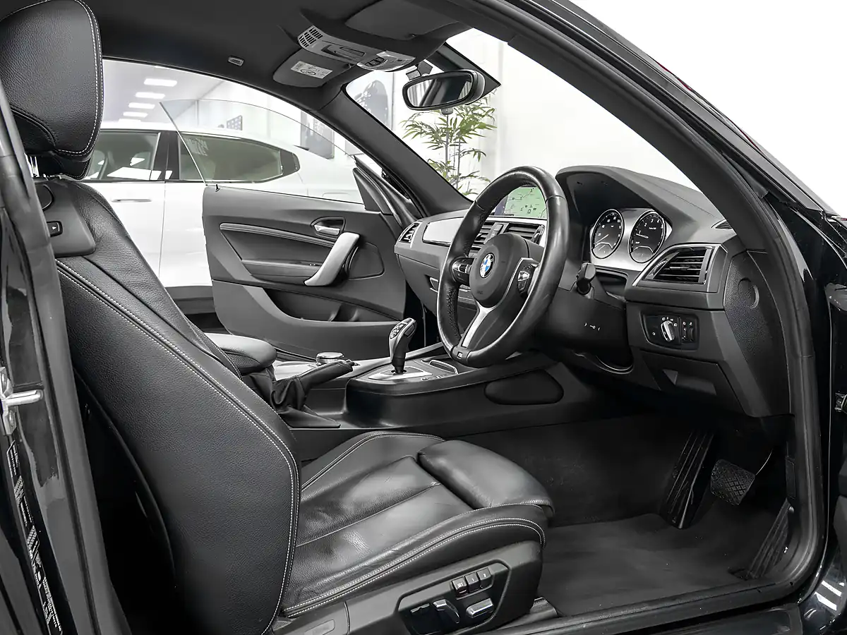 Used 2020 BMW M240i M Sport Black Sapphire - Interior and Exterior details 11