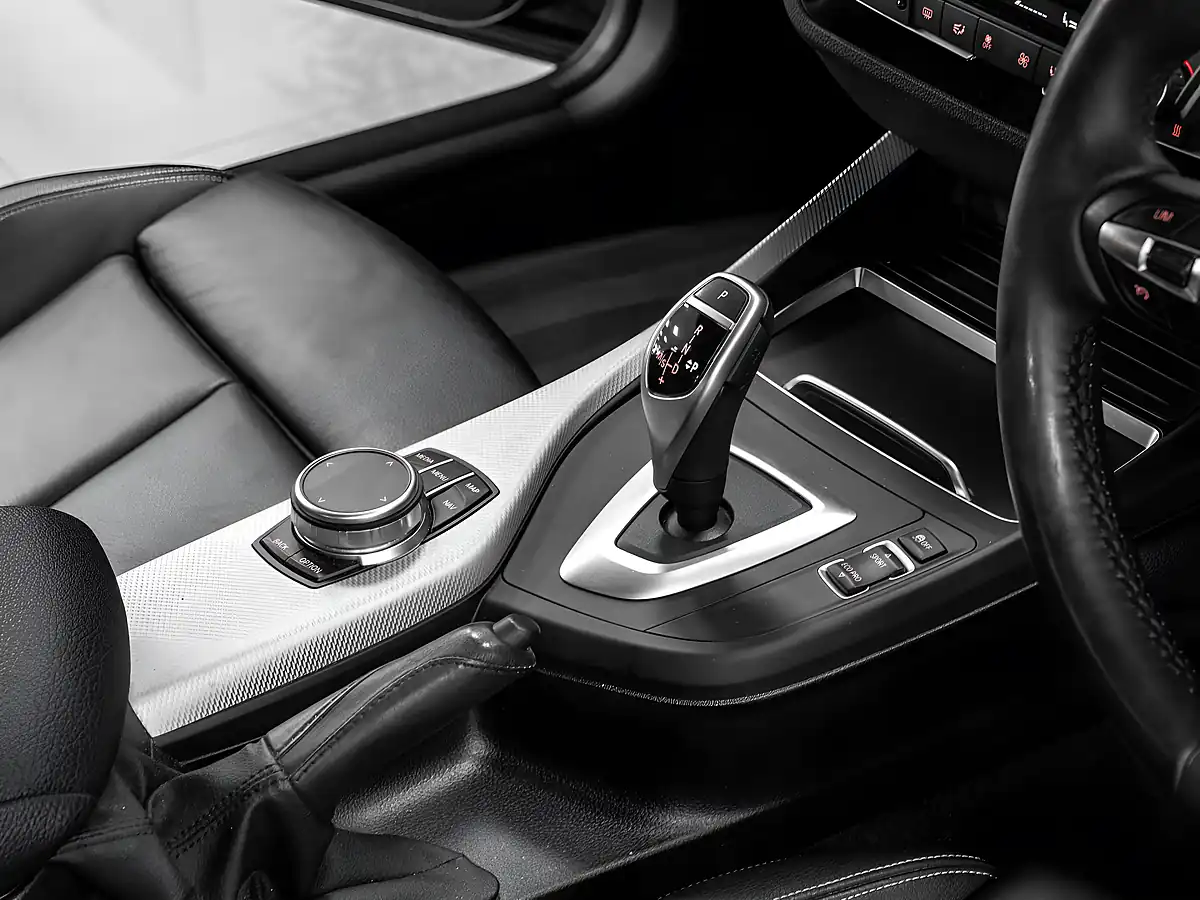 Used 2020 BMW M240i M Sport Black Sapphire - Interior and Exterior details 18