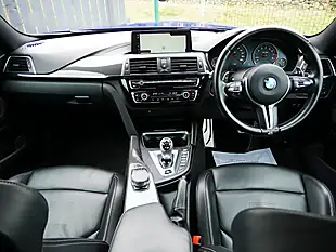 Used 2020 BMW M4 Competition San Marino Blue - Interior and Exterior details 13