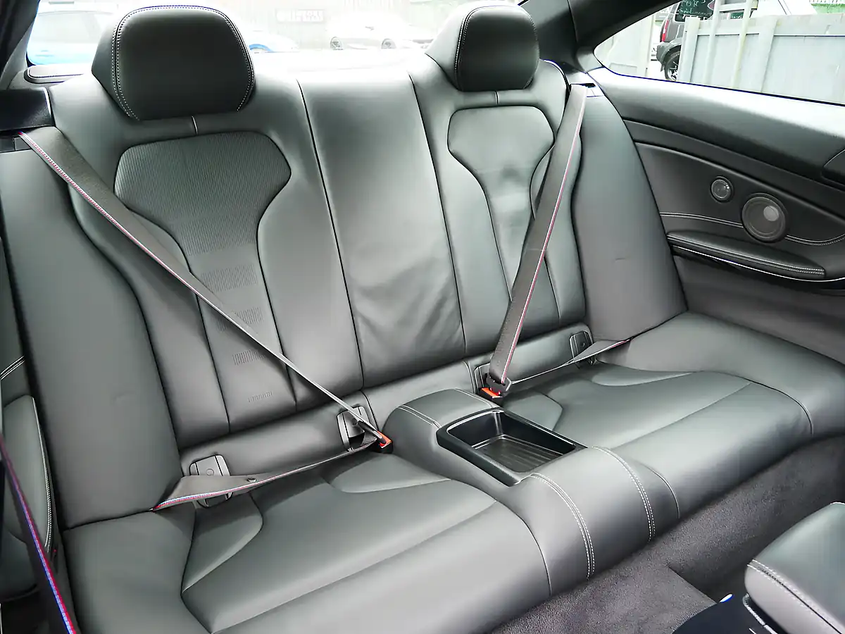 Used 2020 BMW M4 Competition San Marino Blue - Interior and Exterior details 19
