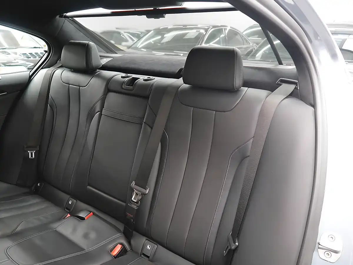 Used 2020 BMW M5 Bluestone - Interior and Exterior details 12