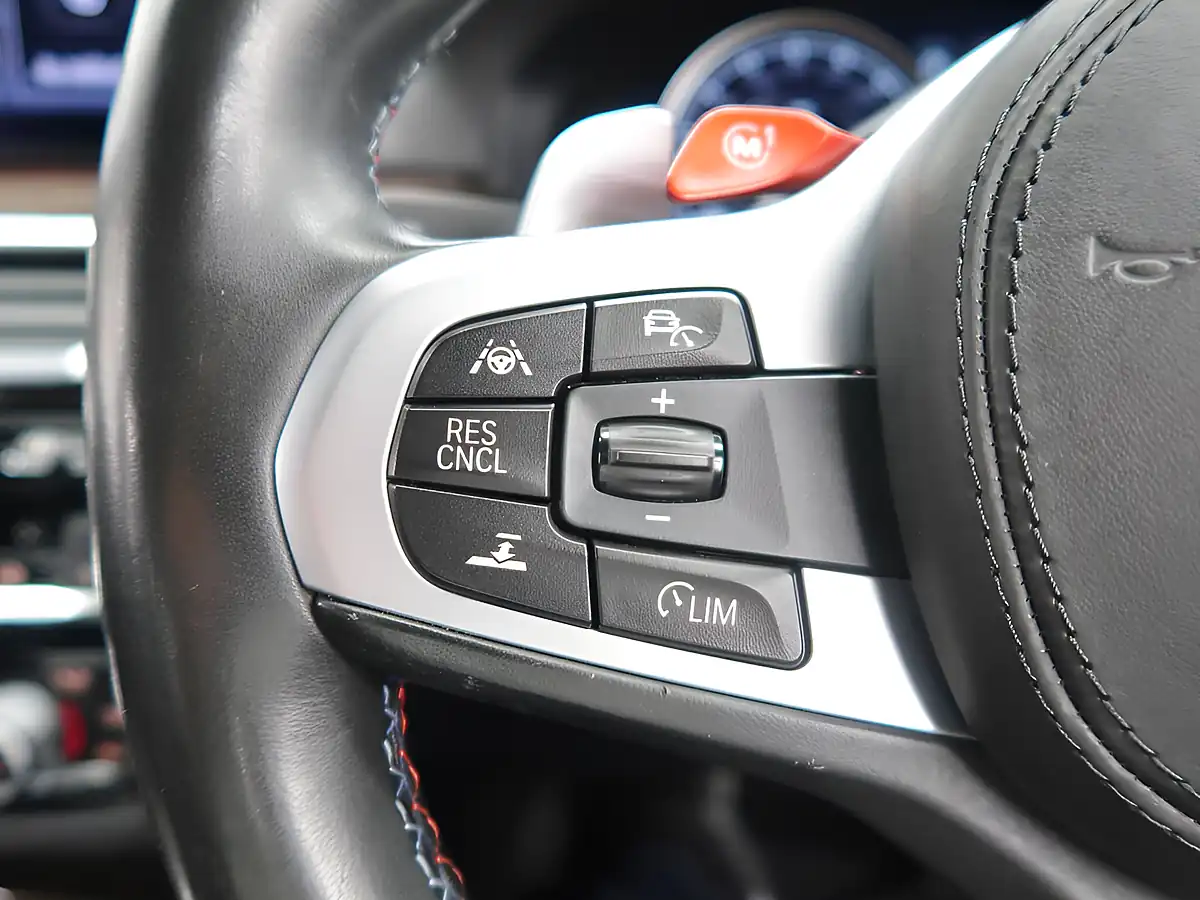Used 2020 BMW M5 Bluestone - Interior and Exterior details 14