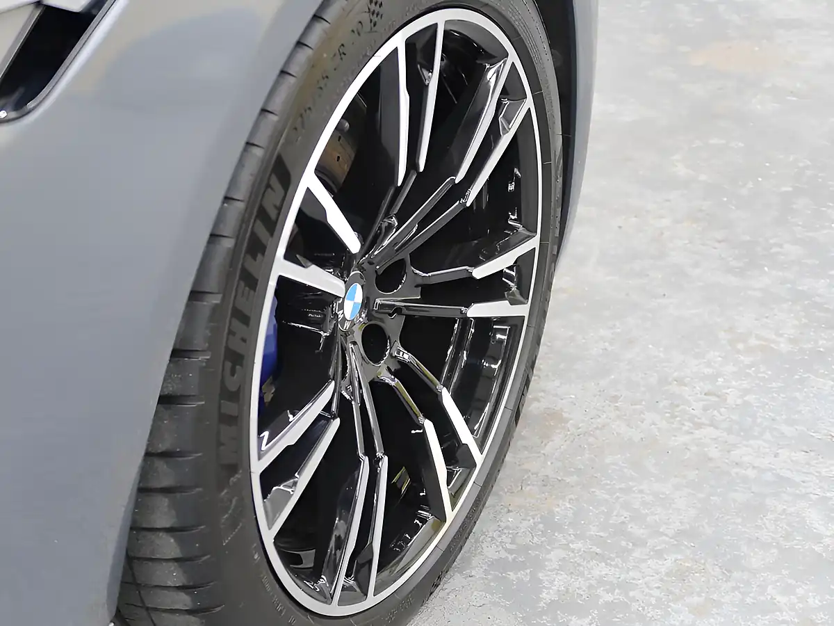 Used 2020 BMW M5 Bluestone - Interior and Exterior details 19
