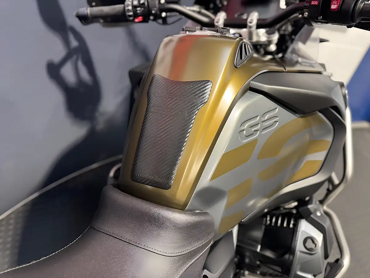 Used 2020 BMW R 1250 GS Adventure - Interior and Exterior details 12