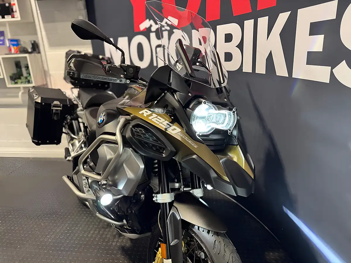 Used 2020 BMW R 1250 GS Adventure - Interior and Exterior details 14
