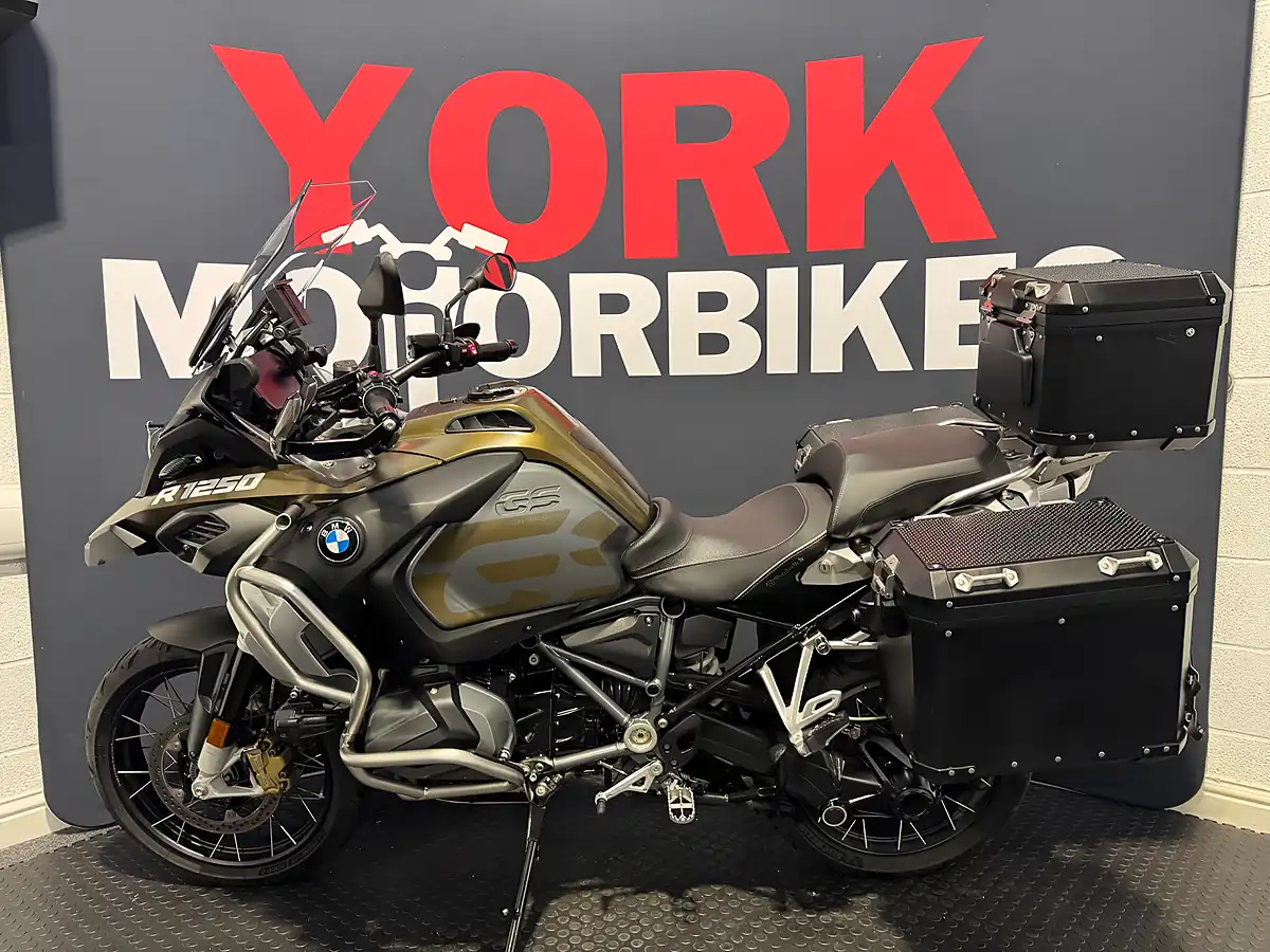 Used 2020 BMW R 1250 GS Adventure - Interior and Exterior details 2