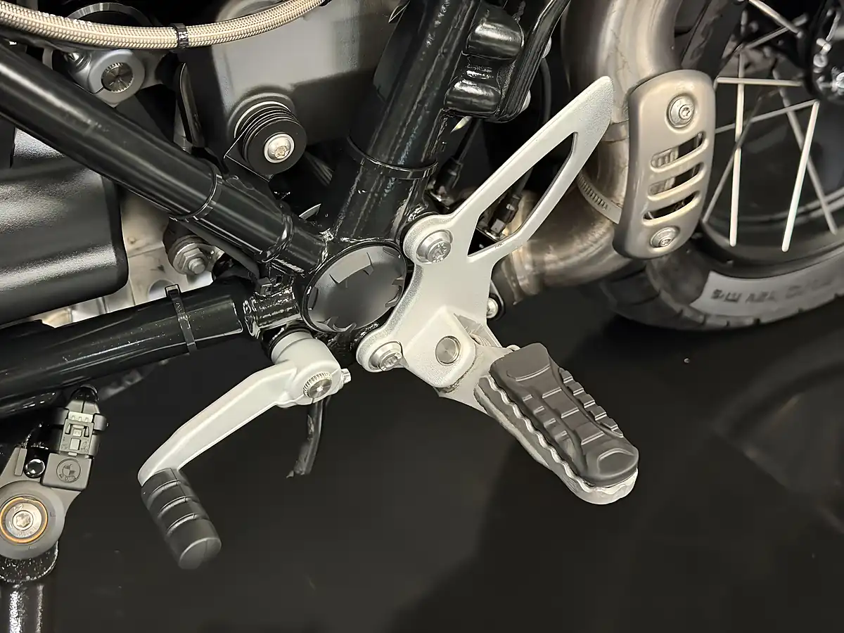 Used 2020 BMW R Ninet Scrambler X Grey - Interior and Exterior details 18