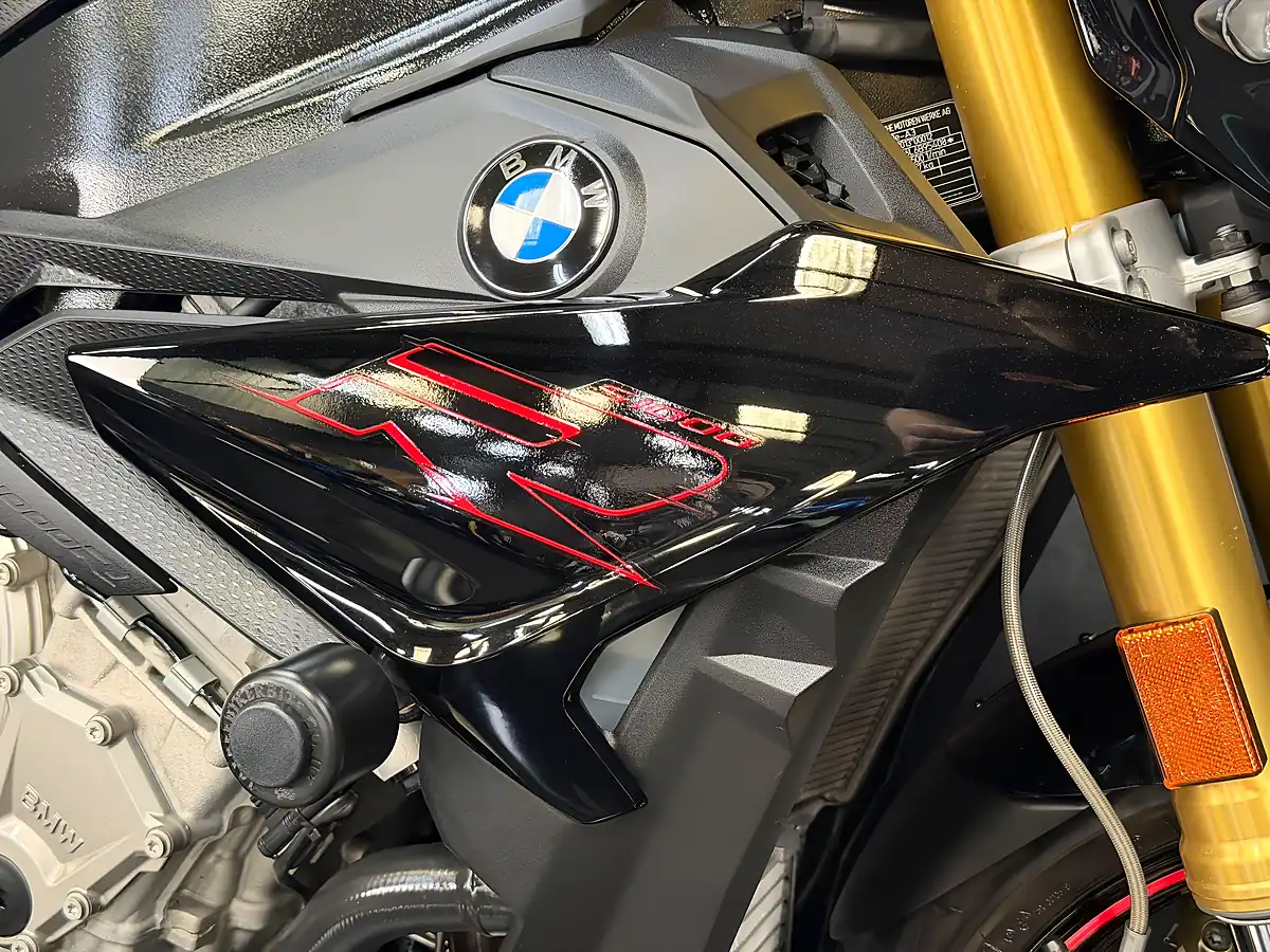 Used 2020 BMW S 1000 R Sport Black - Interior and Exterior details 12