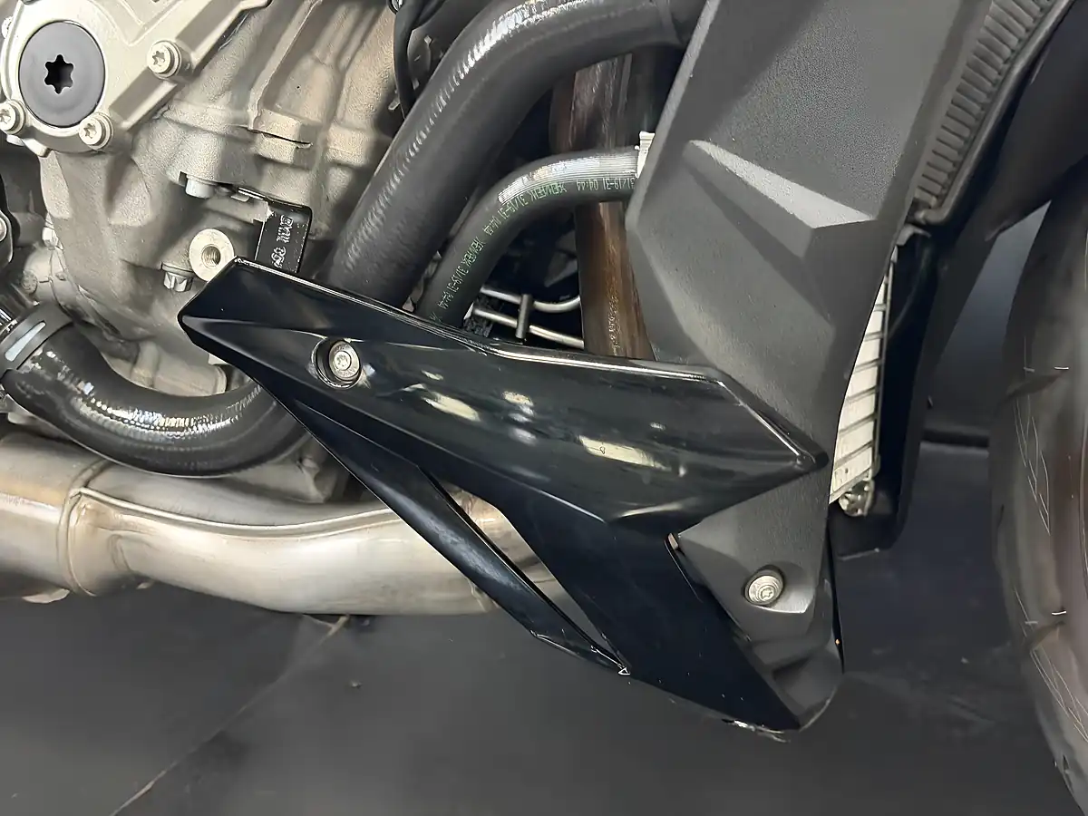 Used 2020 BMW S 1000 R Sport Black - Interior and Exterior details 14