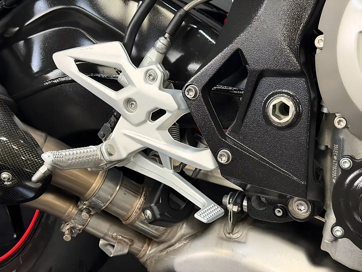Used 2020 BMW S 1000 R Sport Black - Interior and Exterior details 17