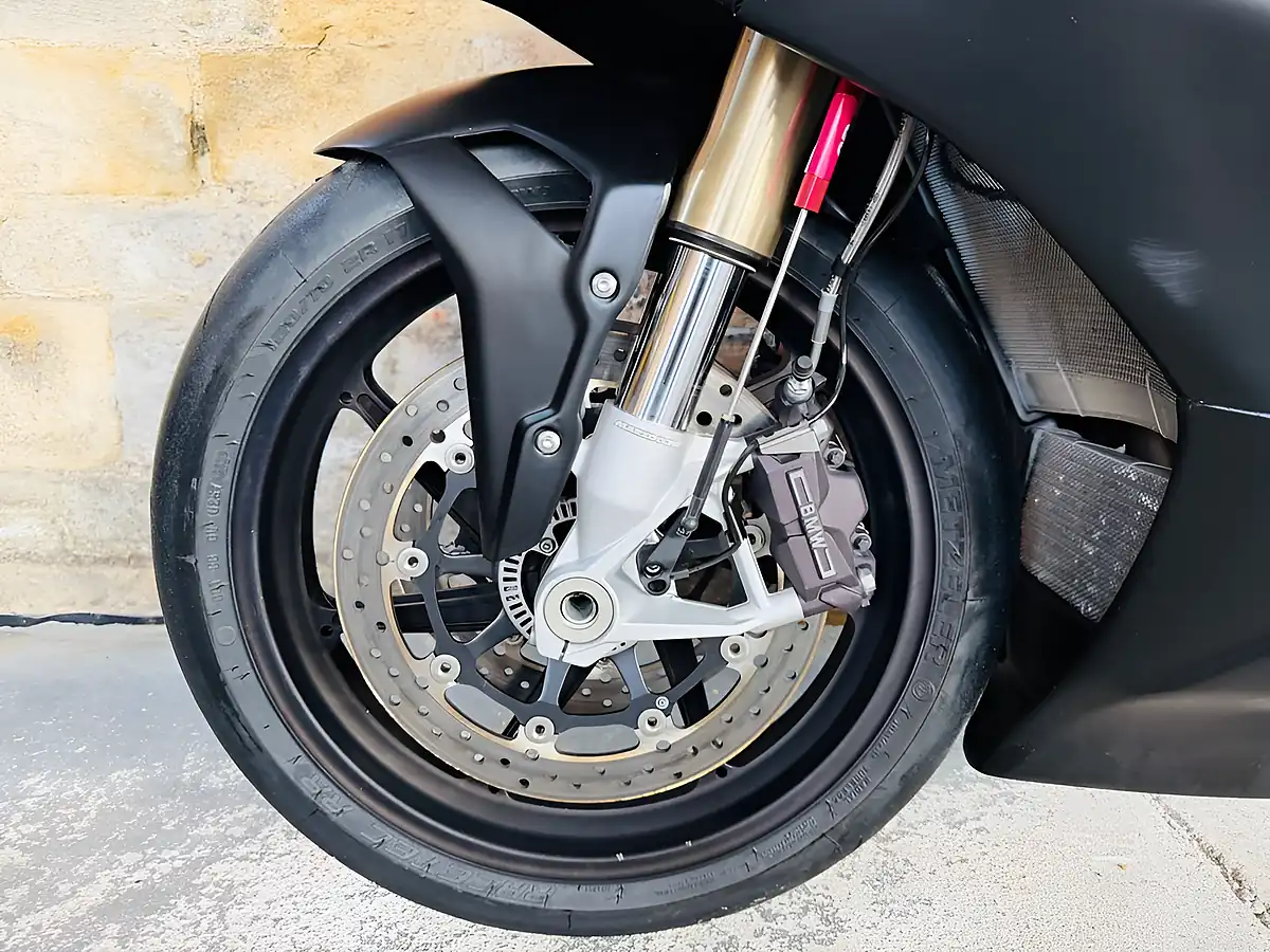 Used 2020 BMW S 1000 Rr Track Bike Black - Interior and Exterior details 14