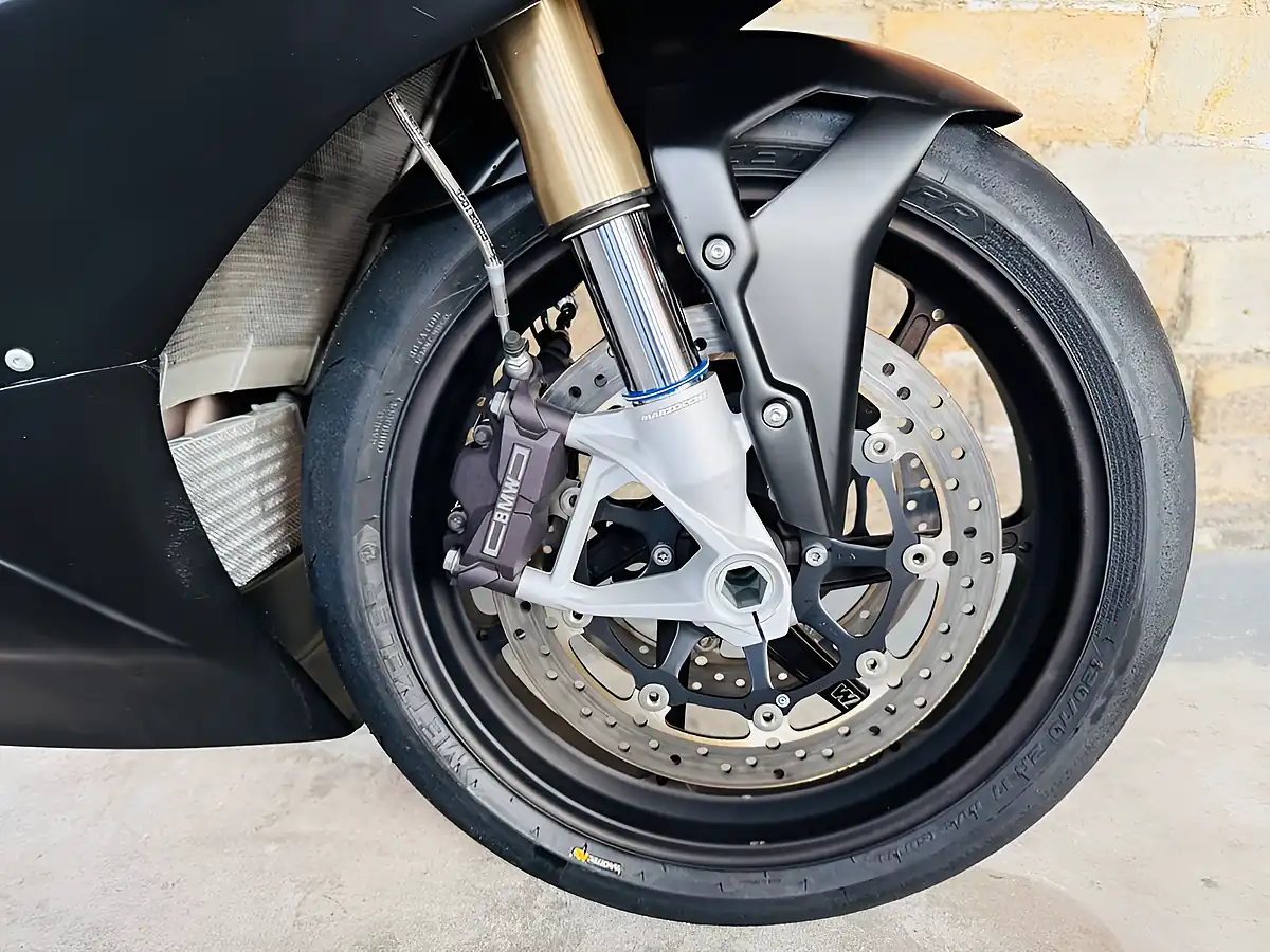 Used 2020 BMW S 1000 Rr Track Bike Black - Interior and Exterior details 5