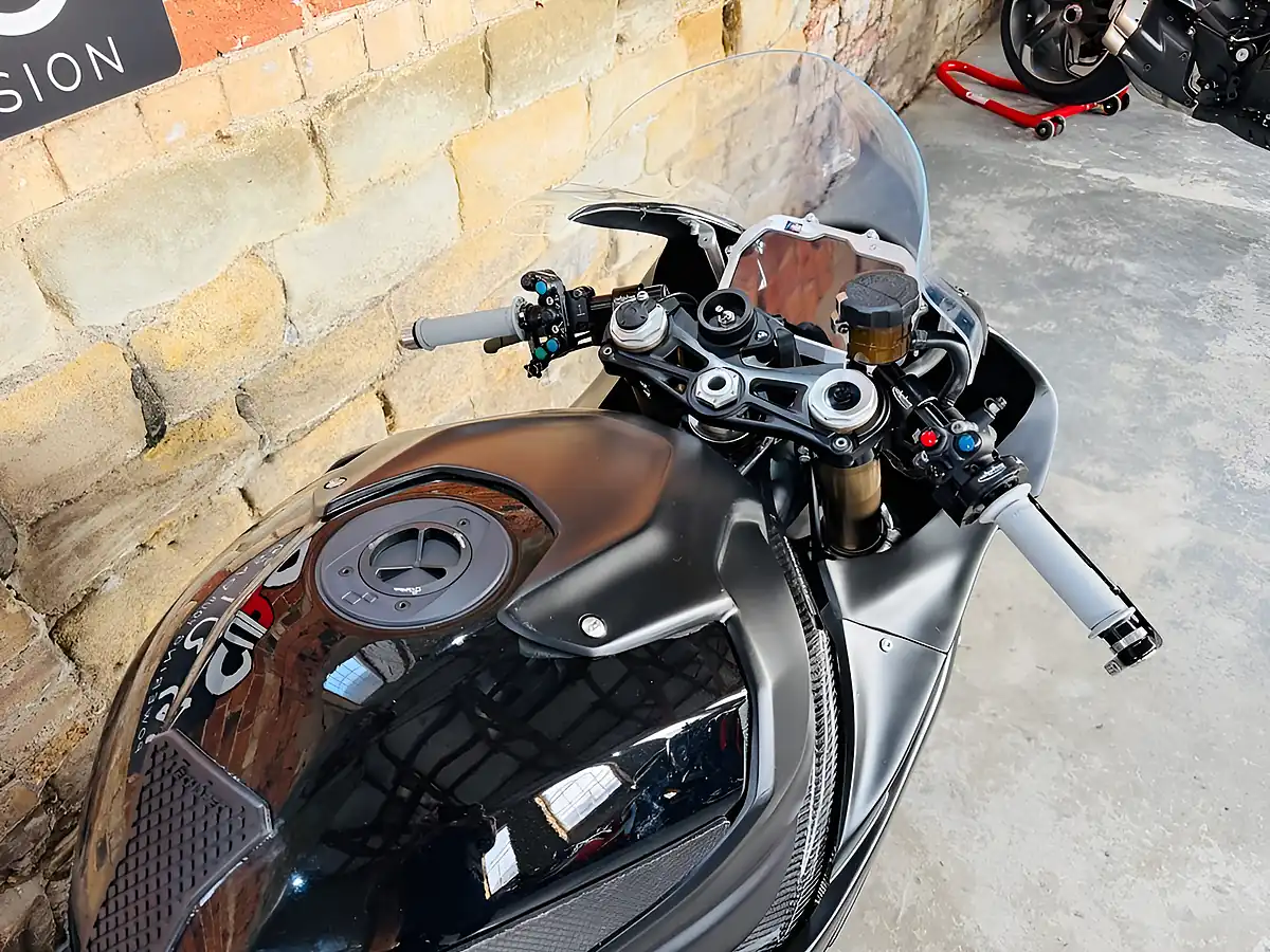 Used 2020 BMW S 1000 Rr Track Bike Black - Interior and Exterior details 8