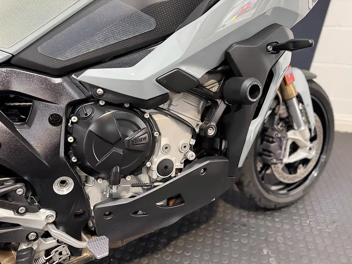 Used 2020 BMW S 1000 XR - Interior and Exterior details 10