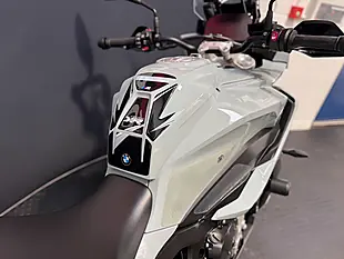 Used 2020 BMW S 1000 XR - Interior and Exterior details 12