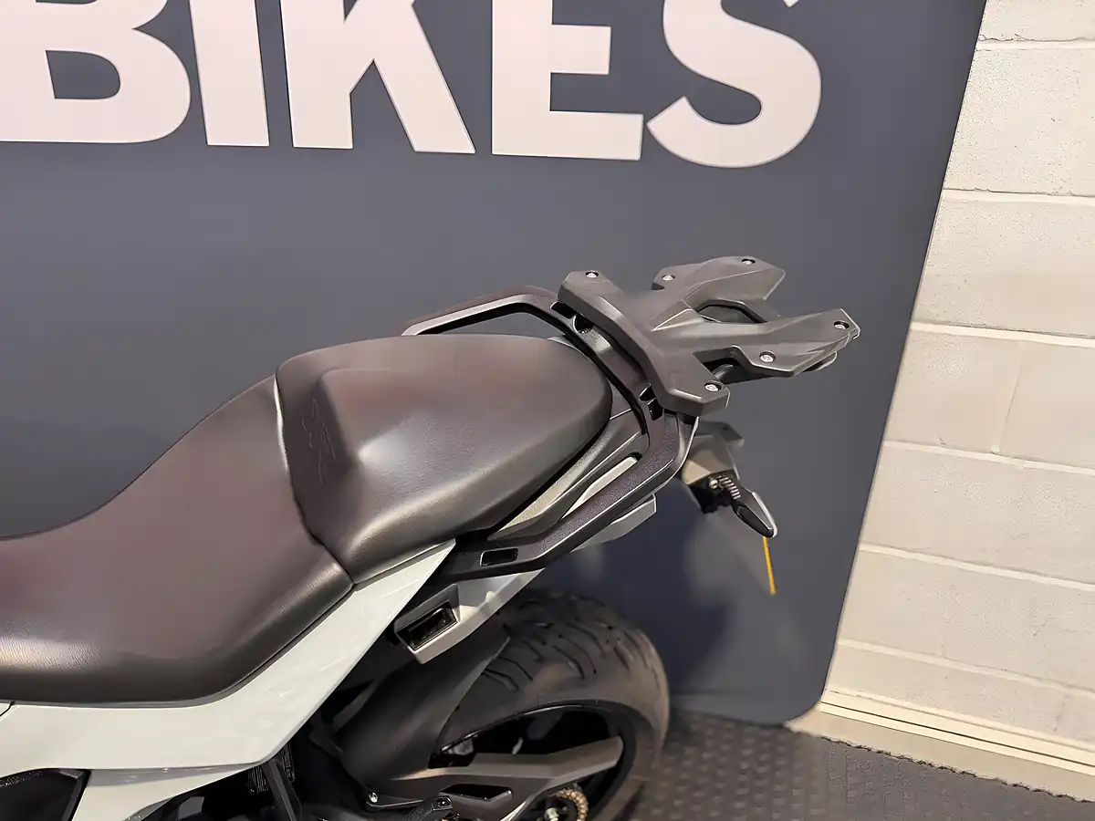 Used 2020 BMW S 1000 XR - Interior and Exterior details 19
