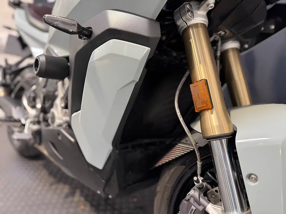 Used 2020 BMW S 1000 XR - Interior and Exterior details 9