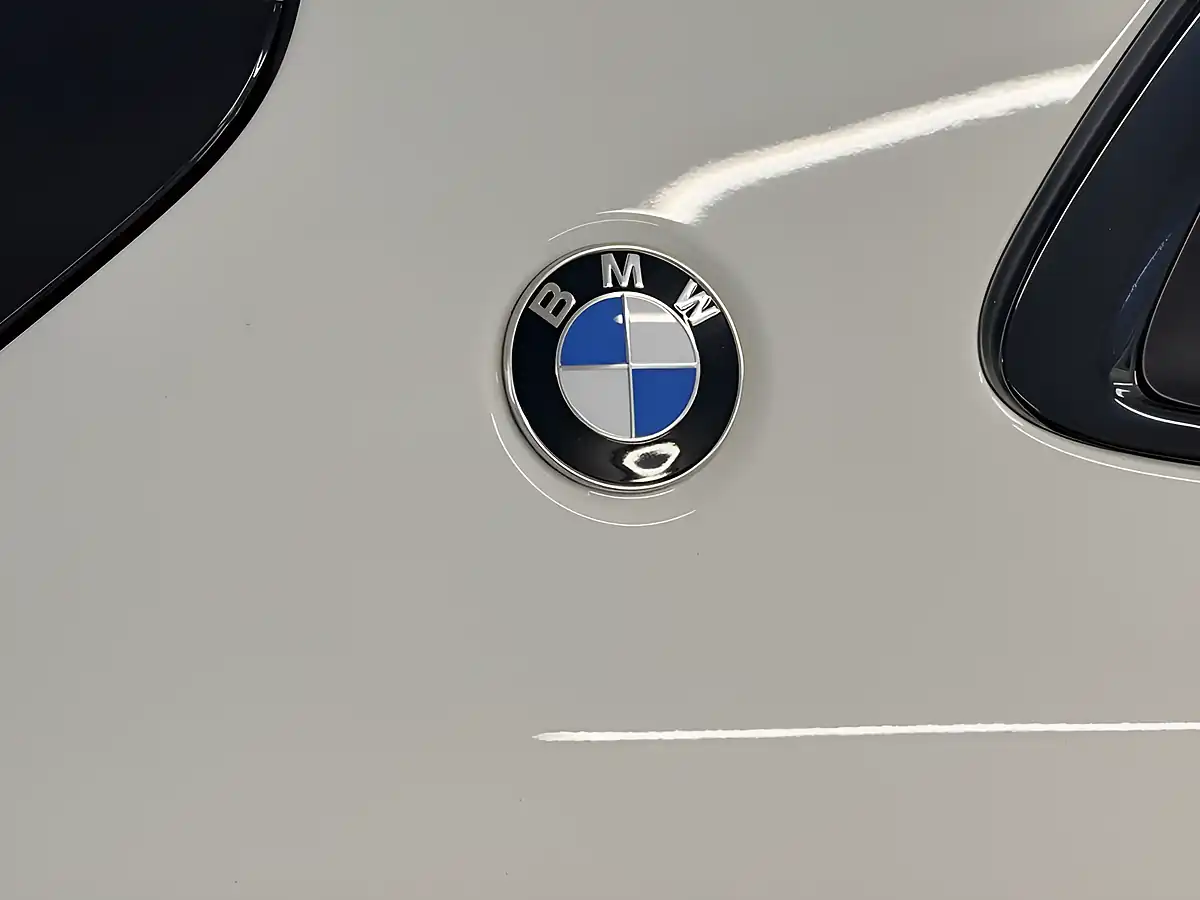 Used 2020 BMW X2 M Sport Alpine White - Interior and Exterior details 14