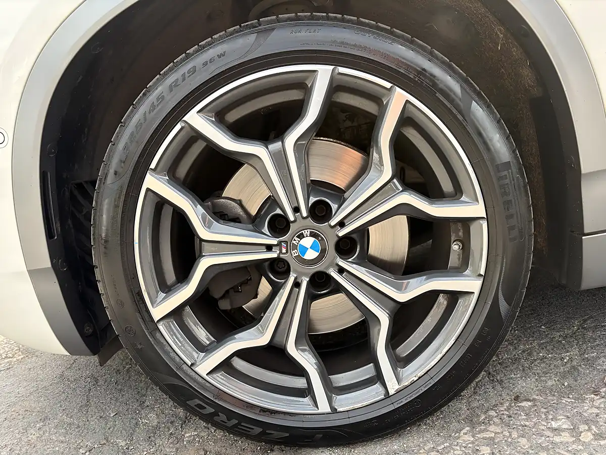 Used 2020 BMW X2 M Sport X White - Interior and Exterior details 20