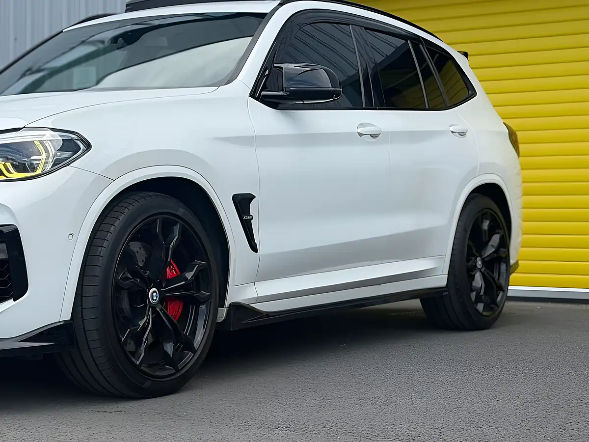 Used 2020 BMW X3 M Competition White - Interior and Exterior details 16