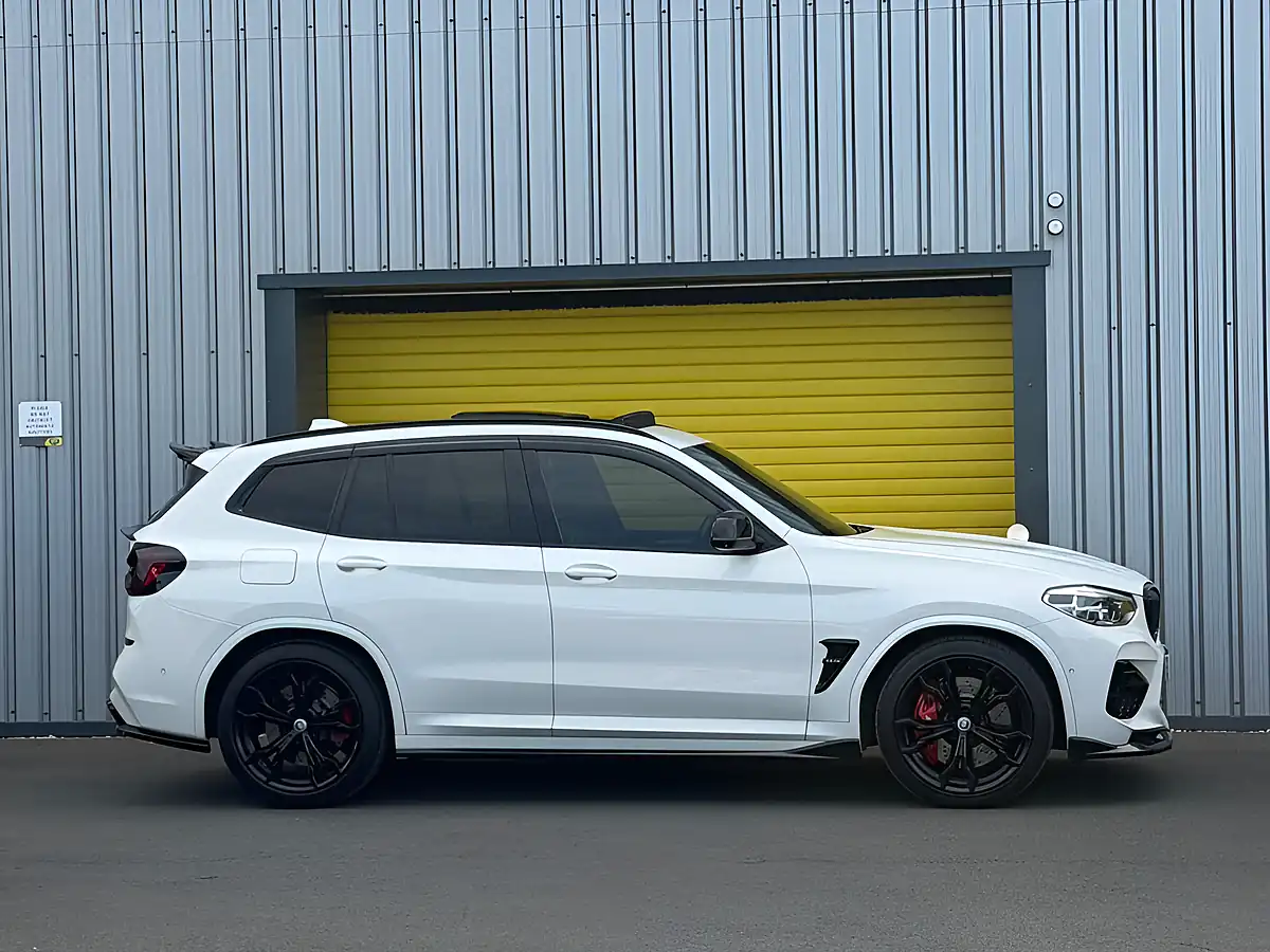 Used 2020 BMW X3 M Competition White - Interior and Exterior details 6