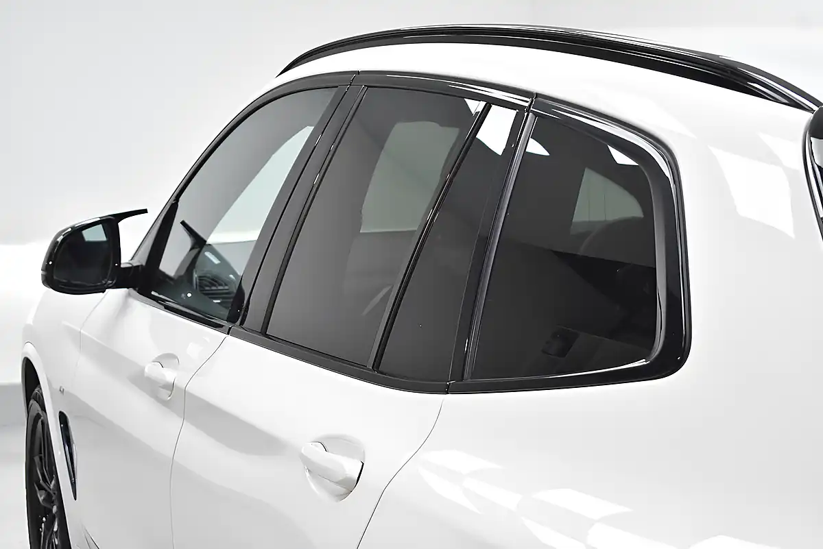 Used 2020 BMW X3 M Sport Alpine White - Interior and Exterior details 20