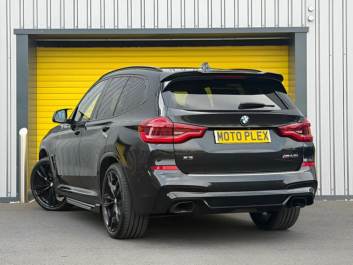 Used 2020 BMW X3 M40i Black - Interior and Exterior details 9