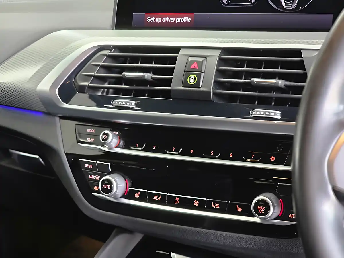Used 2020 BMW X4 M Sport Black - Interior and Exterior details 15