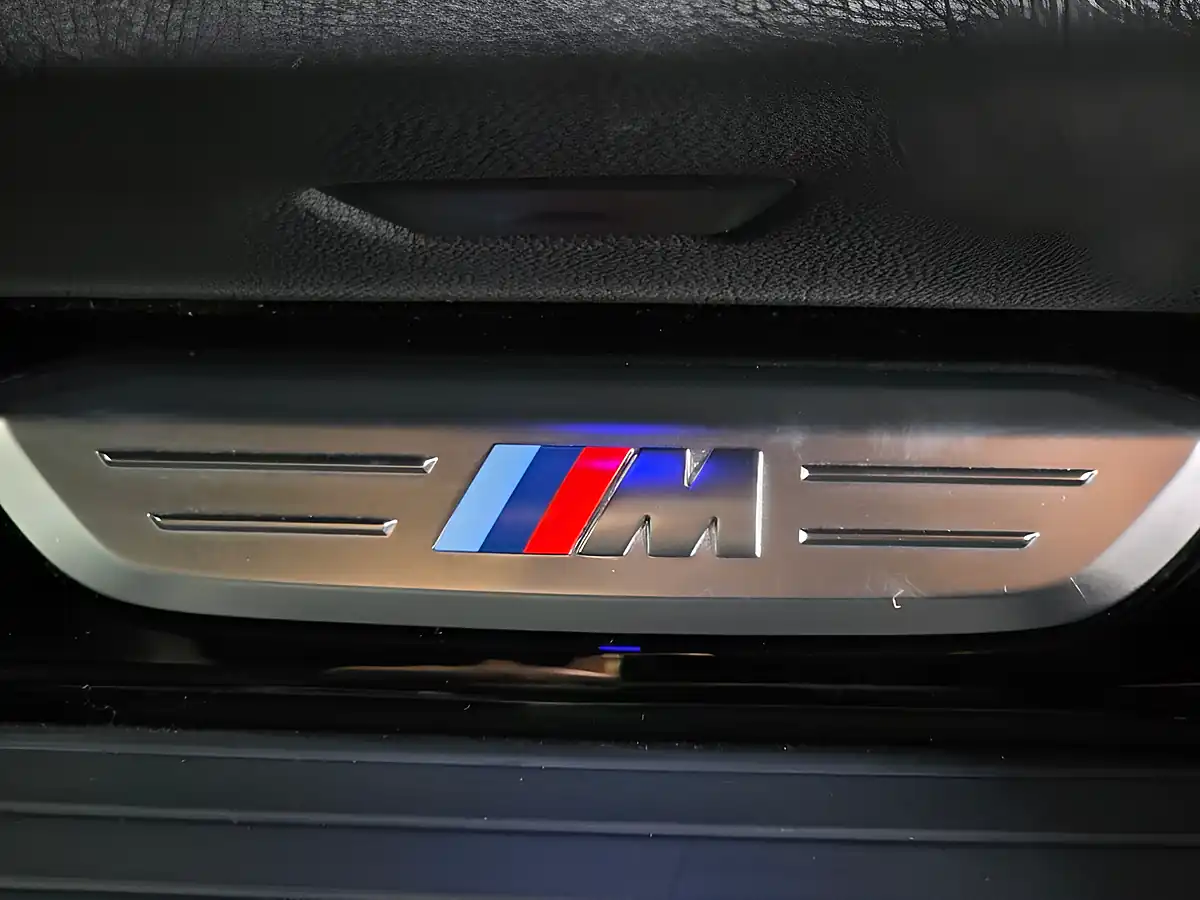 Used 2020 BMW X4 M Sport Black - Interior and Exterior details 18