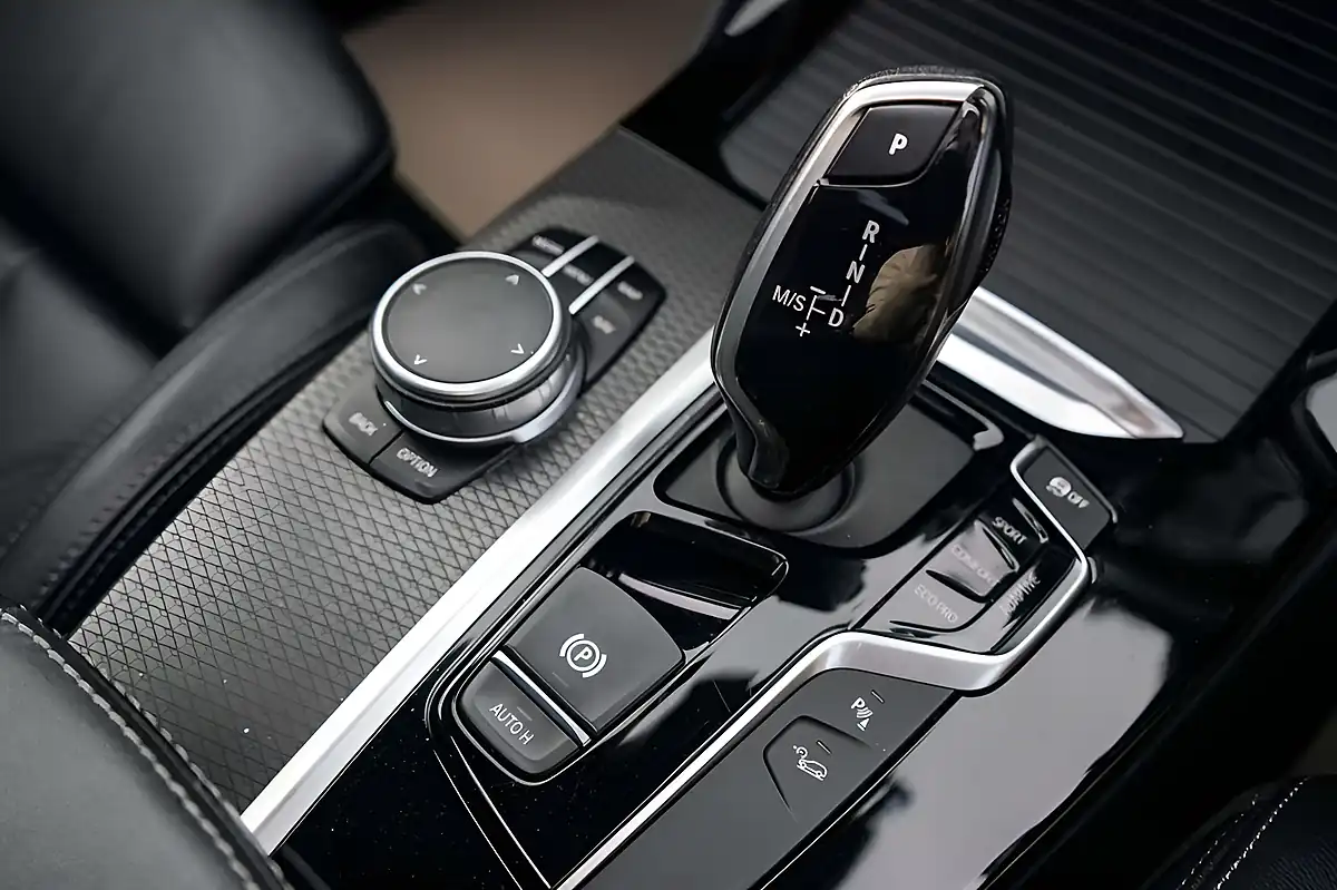 Used 2020 BMW X4 M Sport X Black - Interior and Exterior details 15