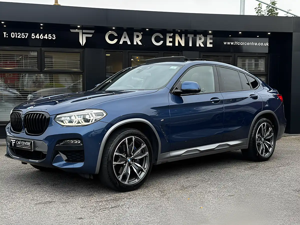 Used 2020 BMW X4 M Sport X Blue - Front View