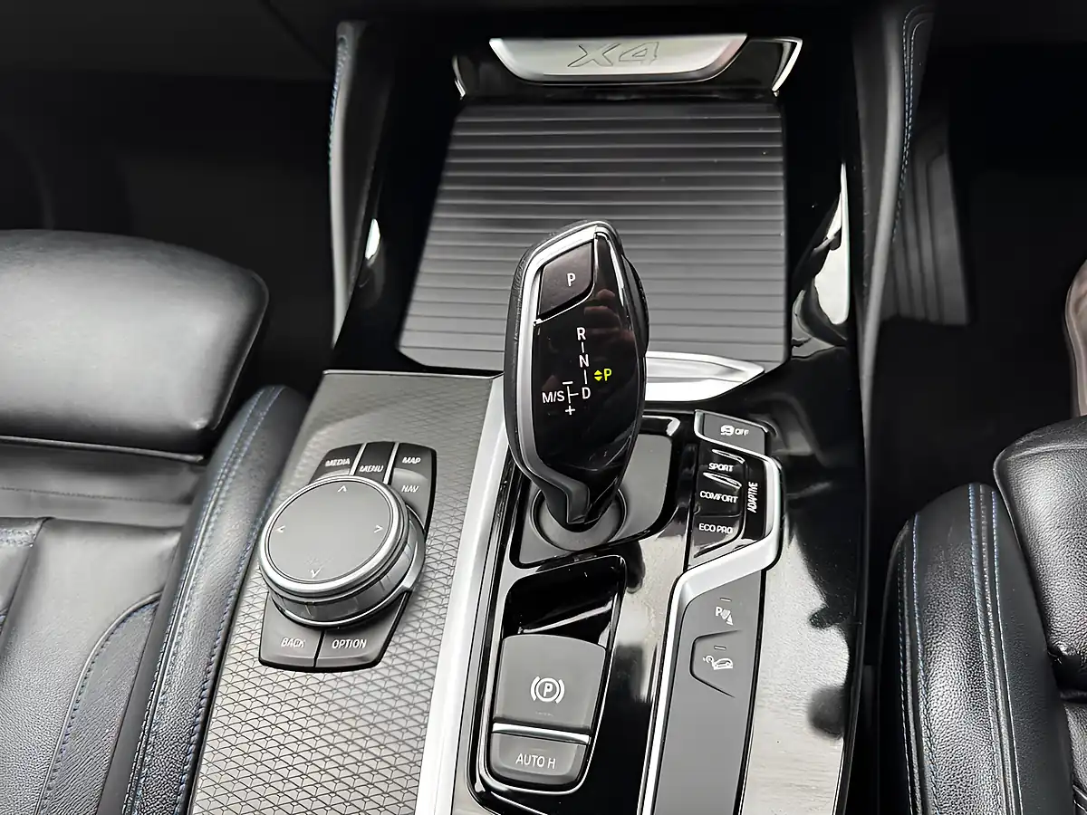 Used 2020 BMW X4 M Sport X Blue - Interior and Exterior details 15