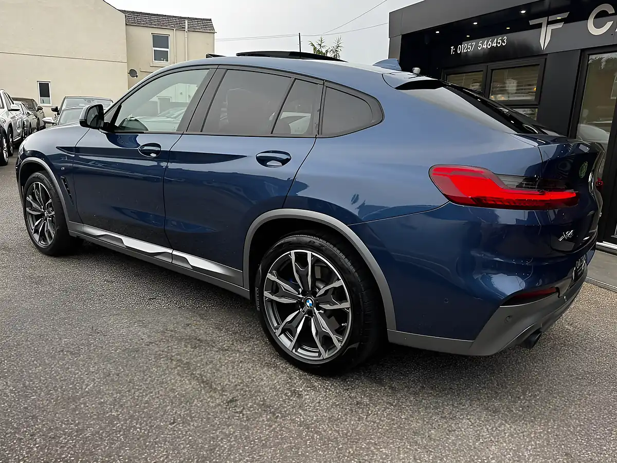 Used 2020 BMW X4 M Sport X Blue - Interior and Exterior details 9