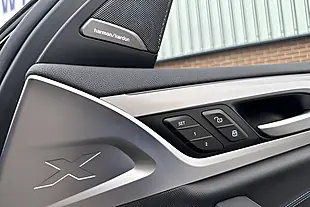 Used 2020 BMW X4 M40i Black - Interior and Exterior details 9