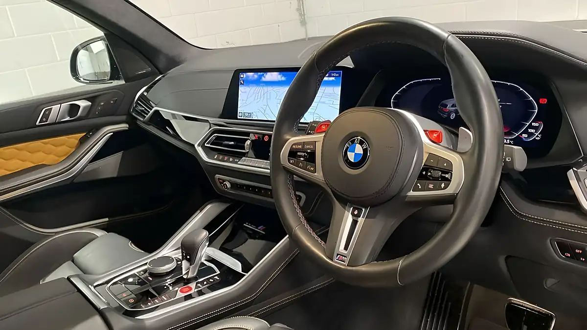 Used 2020 BMW X5 M Competition Blue - Interior and Exterior details 5