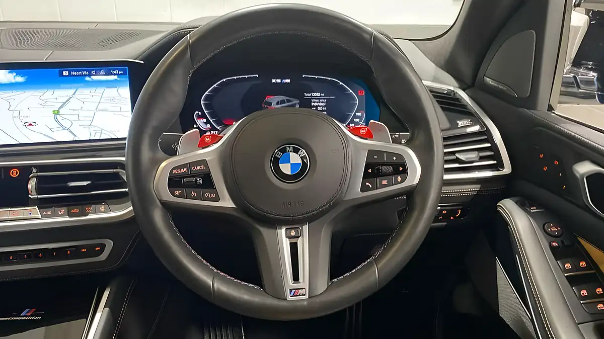Used 2020 BMW X5 M Competition Blue - Interior and Exterior details 7